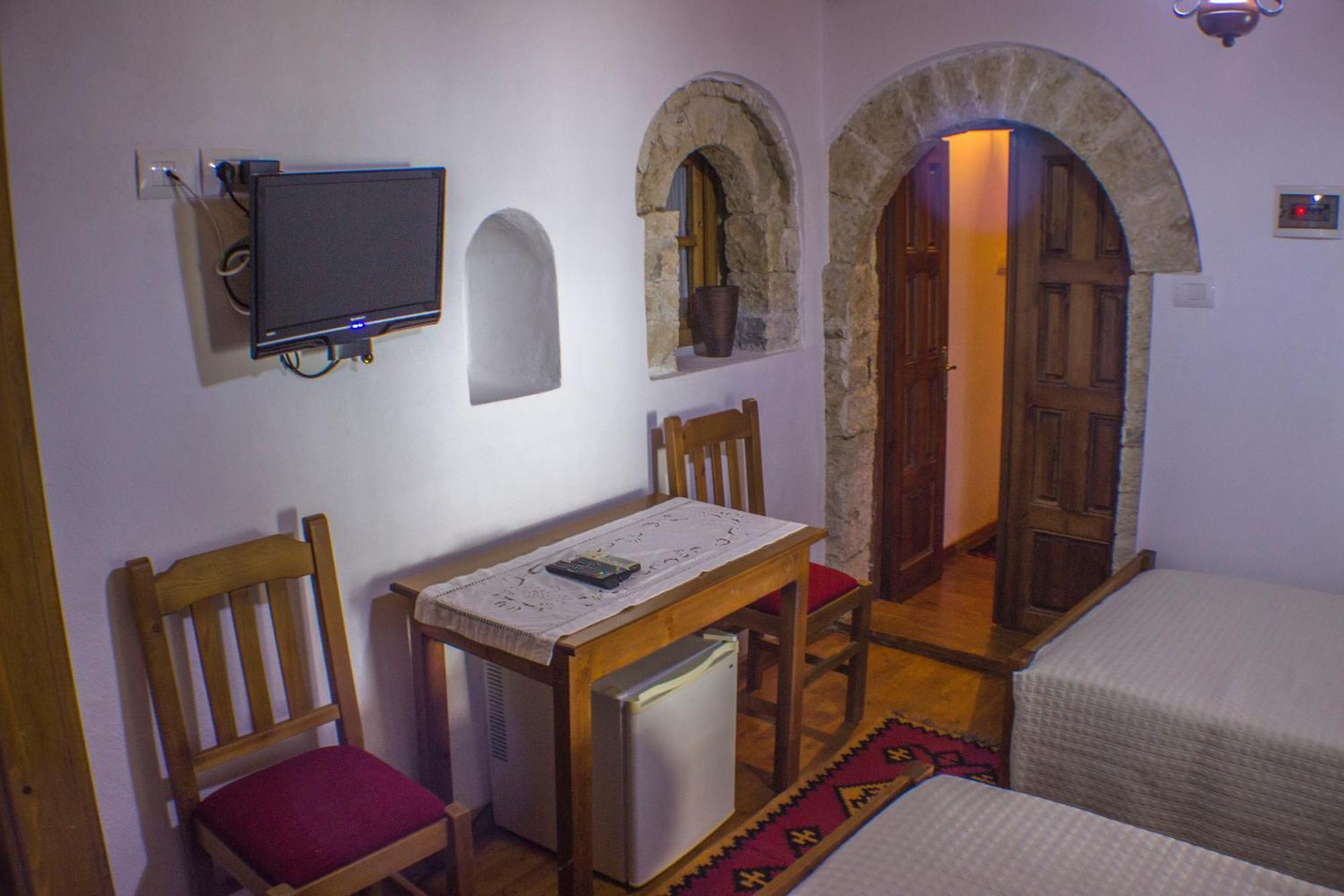 Old Bazaar 1790 Hotel Gjirokaster Room photo